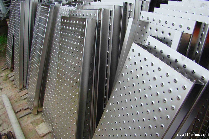 圆孔防滑板 圆孔起鼓防滑板