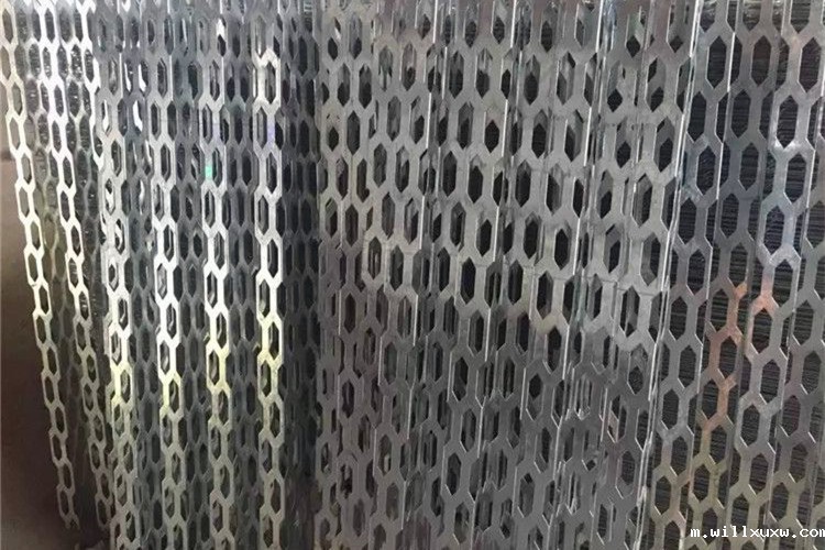 外墙装饰冲孔网 装饰铝板网