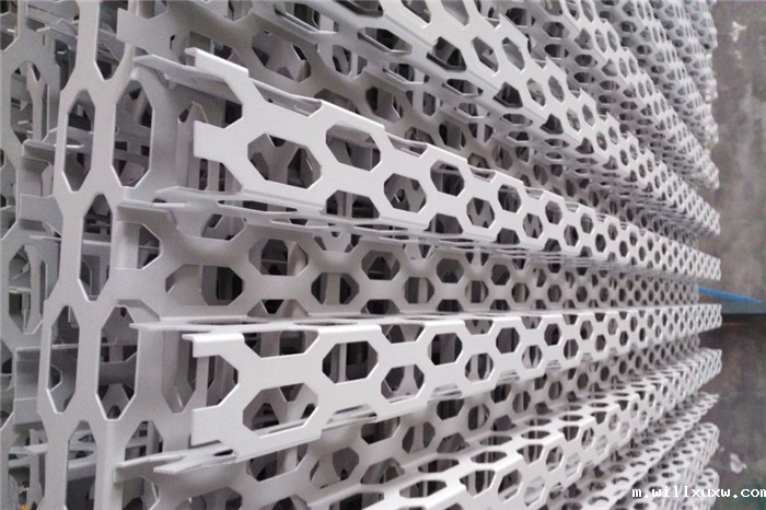 长城外墙冲孔板