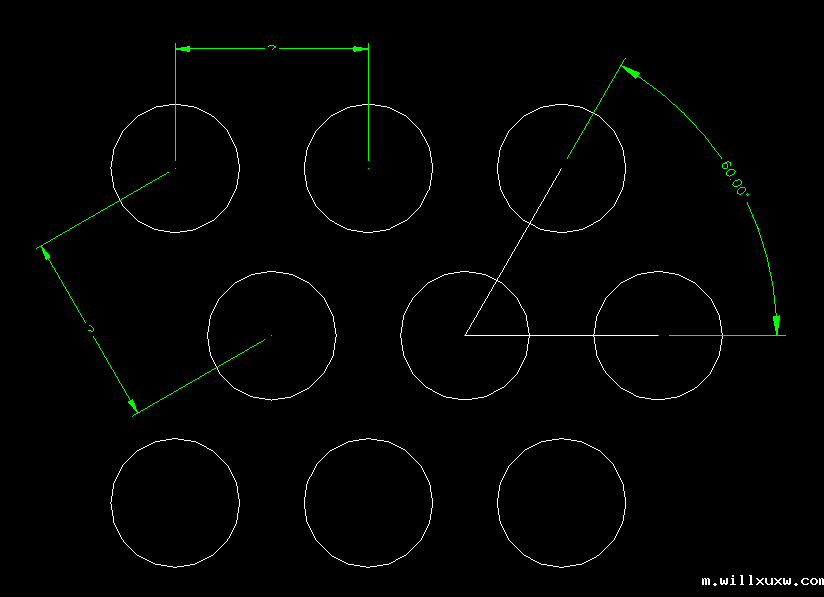 冲孔网孔与孔的中心距离示意图