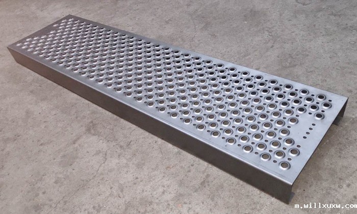 冲孔踏步板