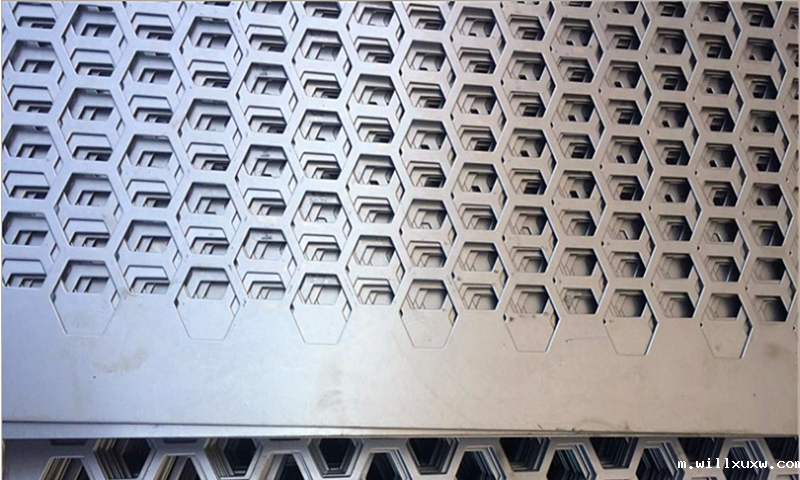 白铁冲孔板产品展示